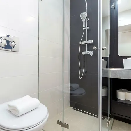 Cellars Family Suites *
